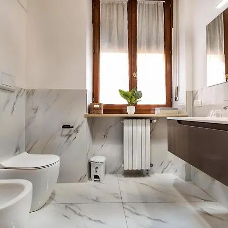Gasthof Italianflat - Piazzetta Scala Retreat *